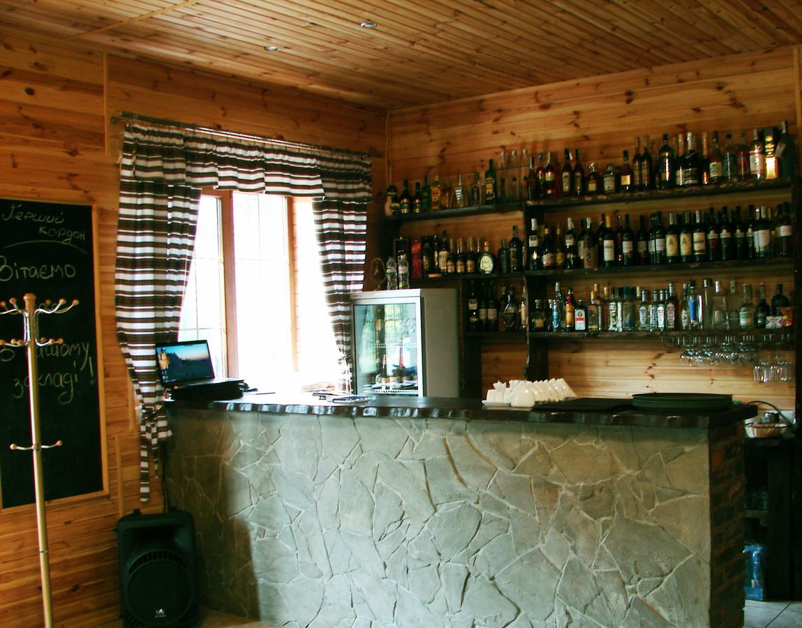 Pershyi Kordon Tourist Complex Otel Medvedevka Dış mekan fotoğraf