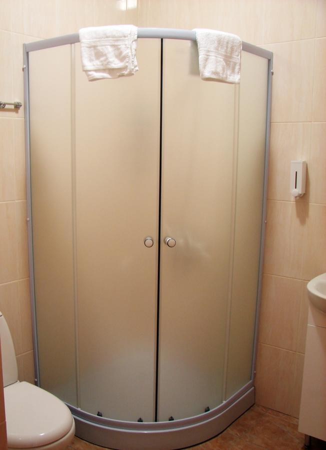 Pershyi Kordon Tourist Complex Otel Medvedevka Oda fotoğraf